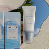 ضد آفتاب سنتلا اورجینال | اسکین 1004 هیالوسیکا SPF50+ PA++++ حجم 50 میل