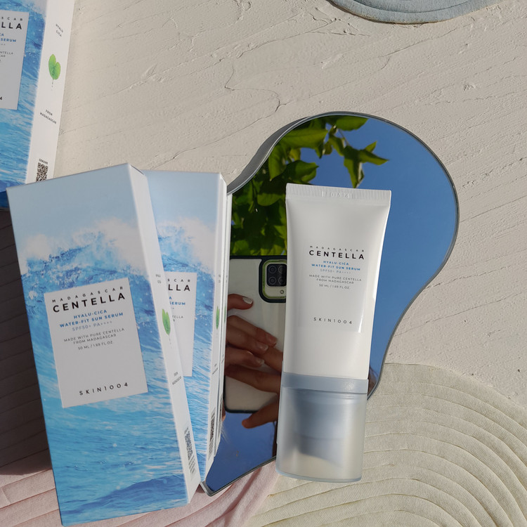 ضد آفتاب سنتلا اورجینال | اسکین 1004 هیالوسیکا SPF50+ PA++++ حجم 50 میل